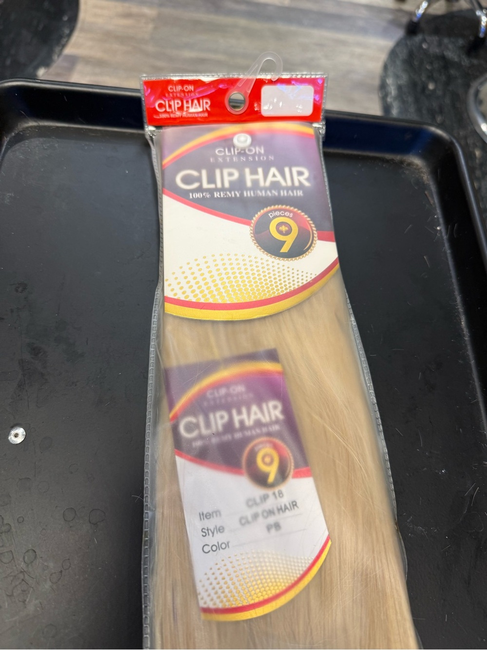 Clip Hair 9-Piece in Light Blonde